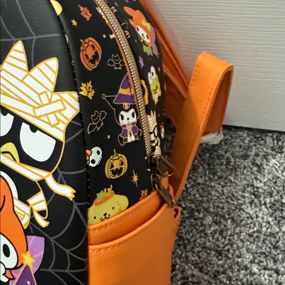 BNWT Loungefly Halloween Hello Kitty & Friends Backpack - Picture 4 of 4